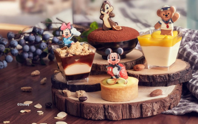 Disney Explorers Lodge