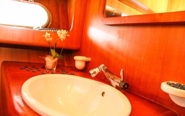 Motoryacht Christine The Angel