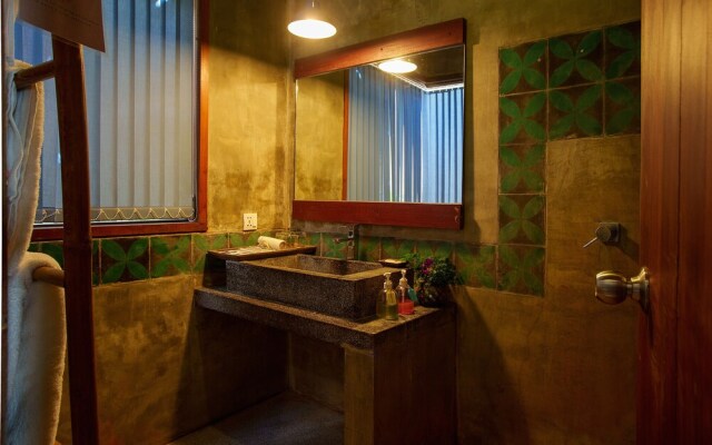 SAKABAN Suite