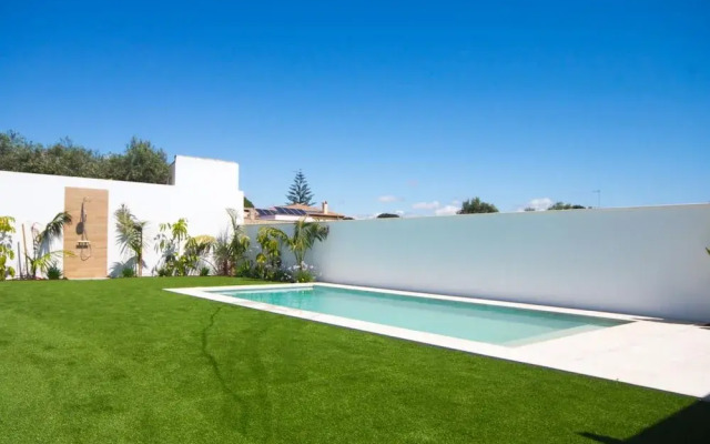 Villa Minerva 15083 in Chiclana