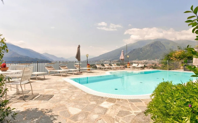 Climb, Cruise & Dine; Lake Como