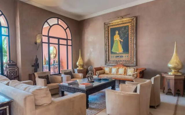Luxury Villa Pool spa and 5-star Sercice