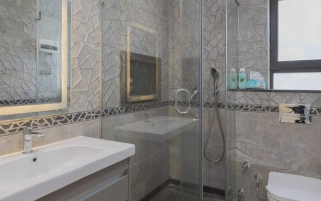 ELITE New Modern 3BR Apartment