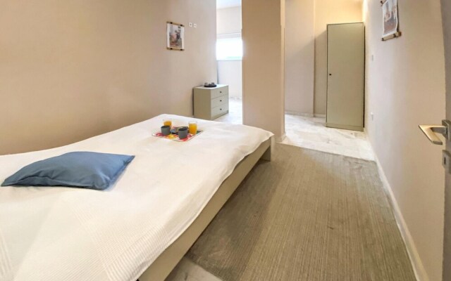 Beautiful Apartment in Chalkida With Wifi and 2 Bedrooms