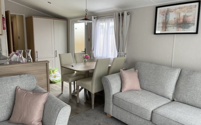 Stunning 3-bed Static Home in Birchington/ Margate
