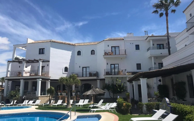 Hotel Doña Lola Zahara