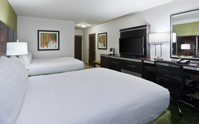 Holiday Inn Express and Suites - Stroudsburg