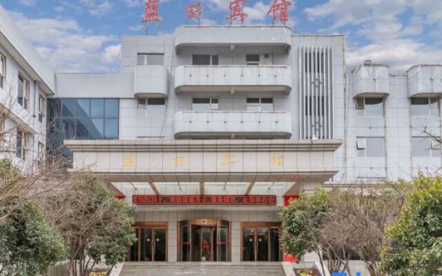 Lantian Hostel