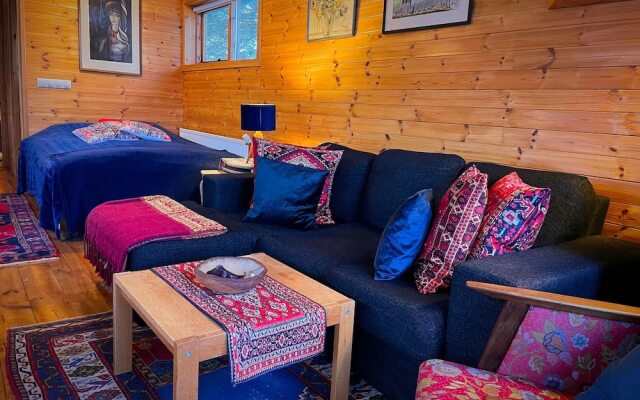 Beautiful Cozy Cottage