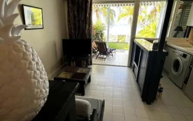 Bungalow Sucrier, les pieds dans l'eau