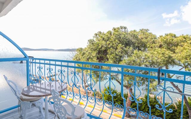 Ayvalık Maviçam Otel