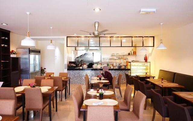 OYO 762 TY Hotel