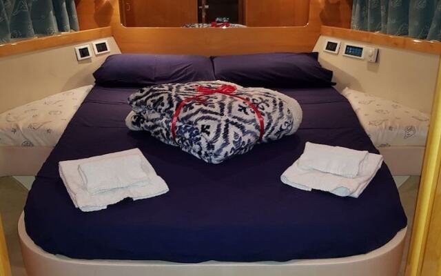 Yacht Suite Forio Ischia