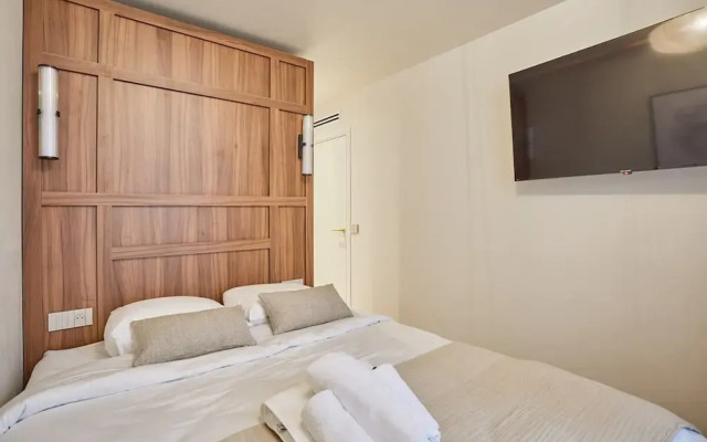 New Apartment Center of Paris