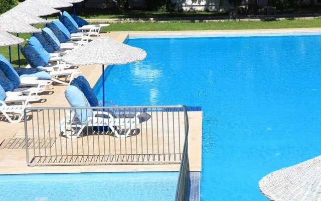 Important Group Ryan Residence