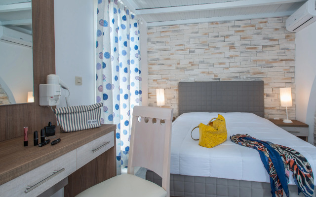Naxos Holidays