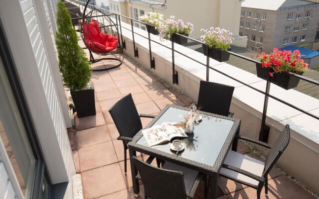 Азбука на Верхнеторговой площади 4