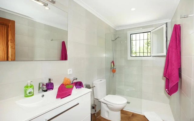 Villa - 3 Bedrooms with Pool - 108774