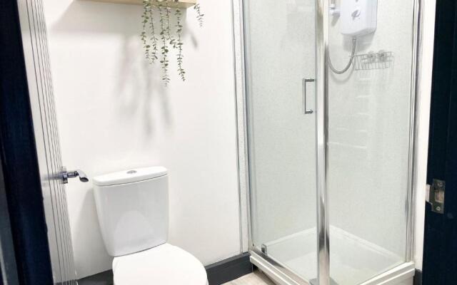 City Center Top Floor Executive Flat