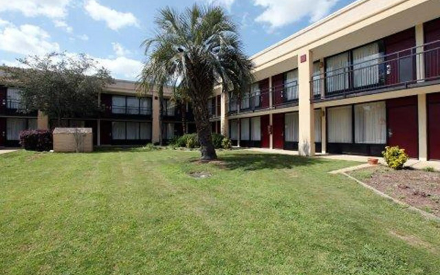 Motel 6 Natchitoches, LA