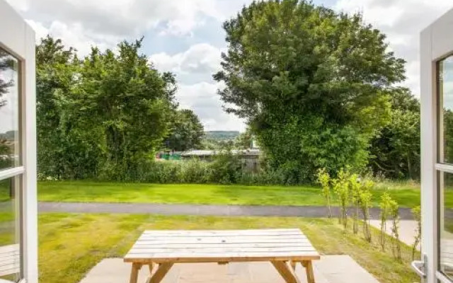 Watercress Lodges & Campsite