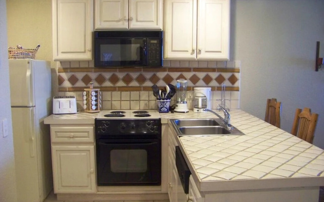 Princessa 2BR A 102 by Casago