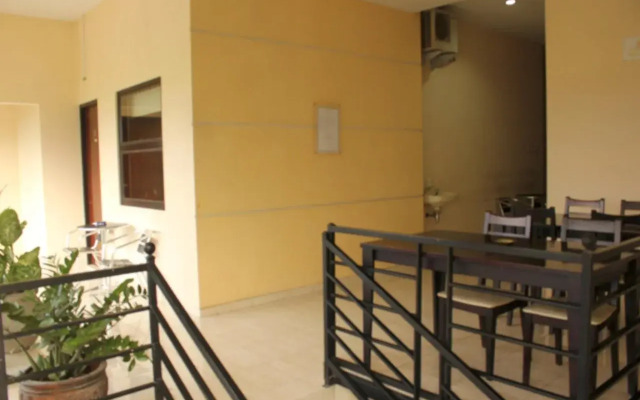 Mitra Guest House