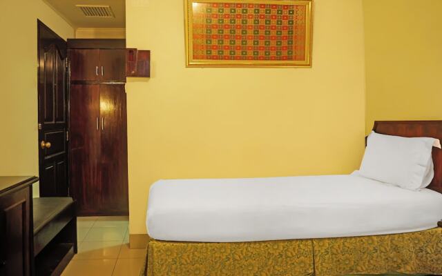 Collection O 92690 Hotel Limas