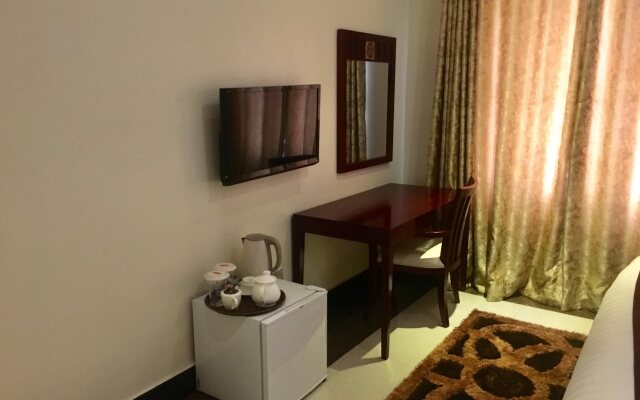 Grandbee Apartment and Residence
