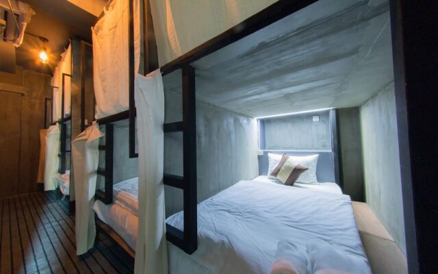 The Lodge Yangon Hostel