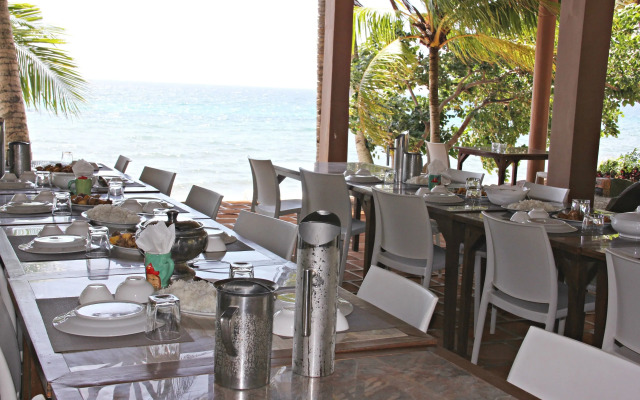 Submarine Garden Beach Resort