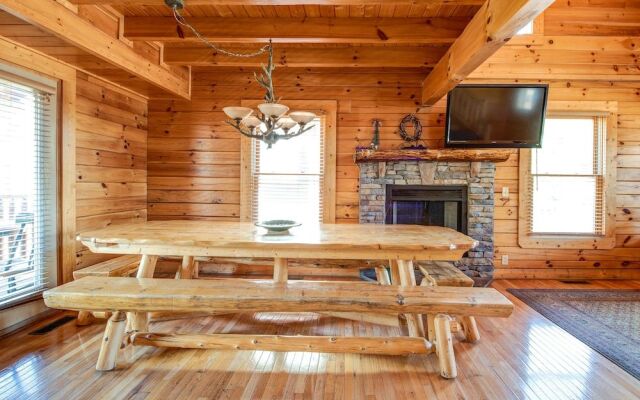 Grand Pinnacle Vista