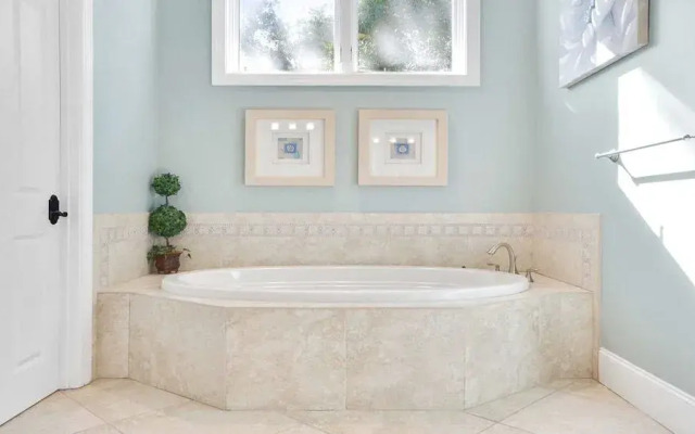 Sea Escape by RedAwning