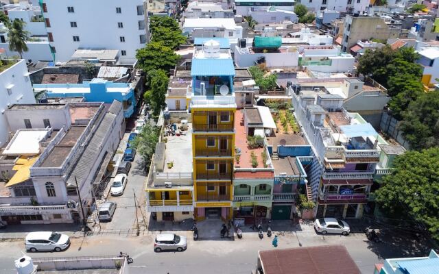 Le Suresh Residency
