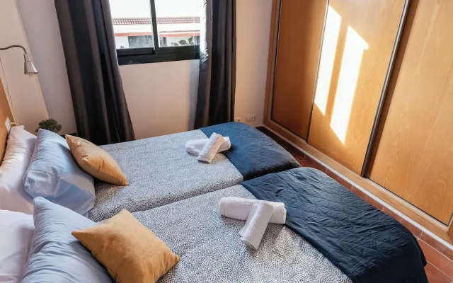 Apartamentos LA PARRETA PRIMERA LÍNEA