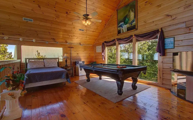 Picturesque 2 2 Close to Parkway