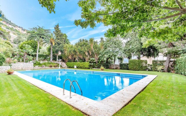 Flat 2 Bedrooms 1 Bathroom - Grimaldi