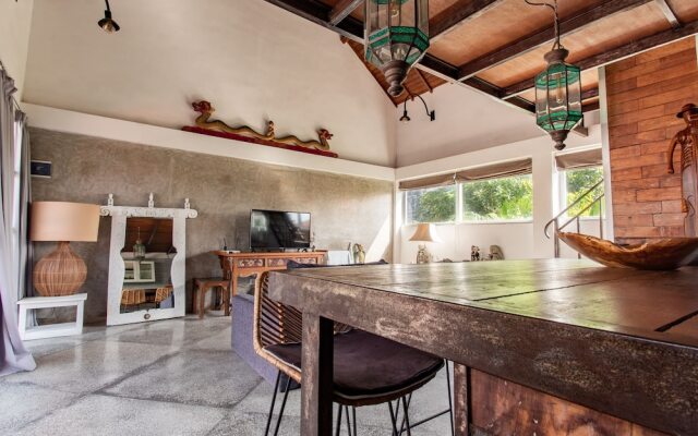 Lolo Apartment by Hombali