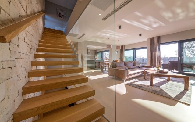 Villa Rose