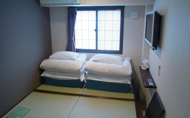 Capsule Ryokan