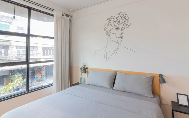 Beige Poshtels