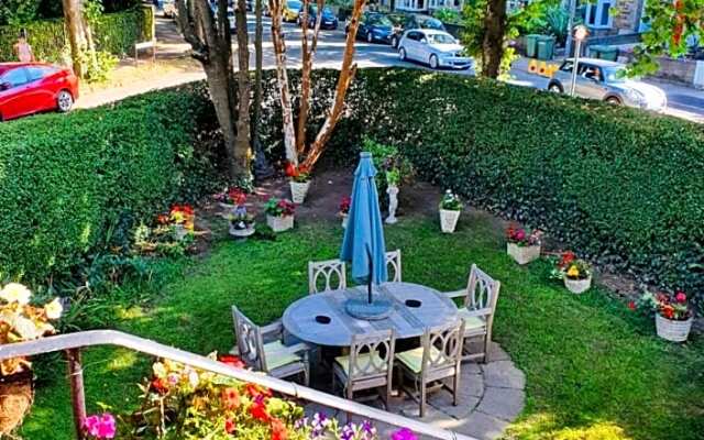 Holbein House B&B