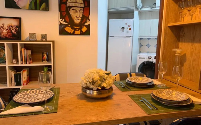 Apartamento confortável, região do Iguatemi