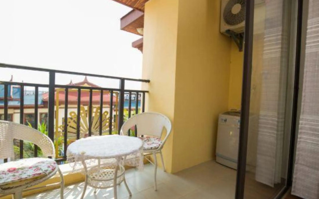 Yijiayi Holiday Hotel