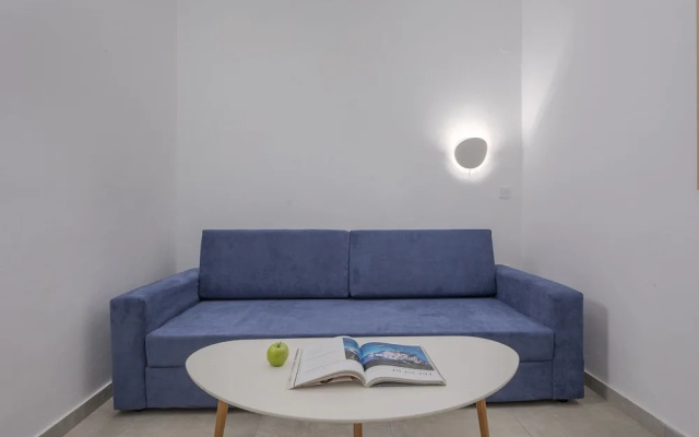 Eleon Suites & Apartments