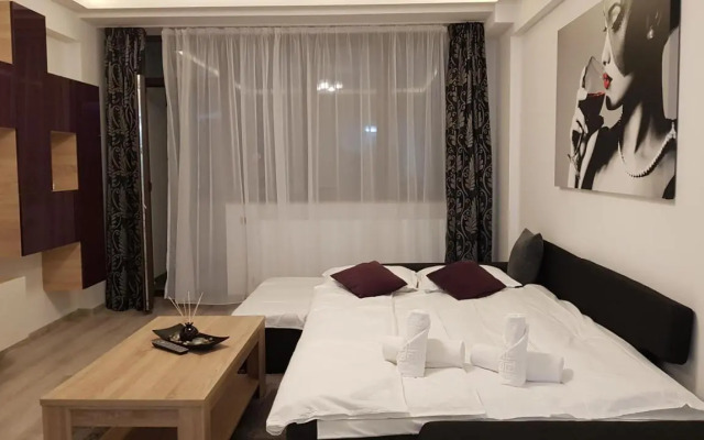 Eme Apartments 2