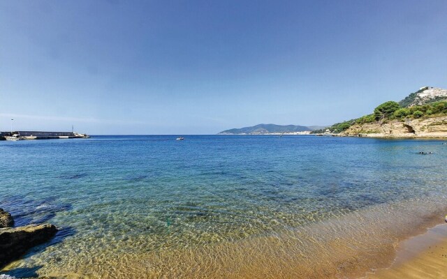 Amazing Apartment in Castellabate SA With 2 Bedrooms