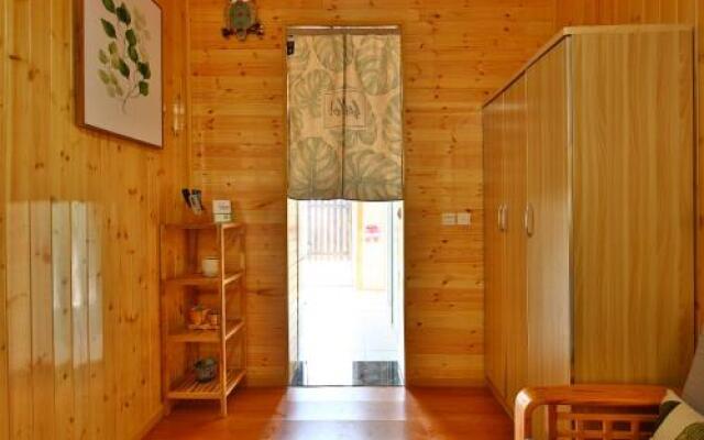 Qingdao No.3 Swimming Beach Chalet