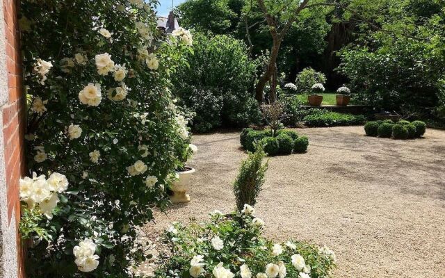 Le Pavillon De Kériolet