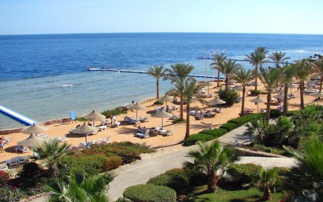 Queen Sharm Aqua Park Hotel